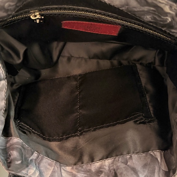 Vintage Valentino Garavani Gray Floral Shoulder Bag - Picture 10 of 11